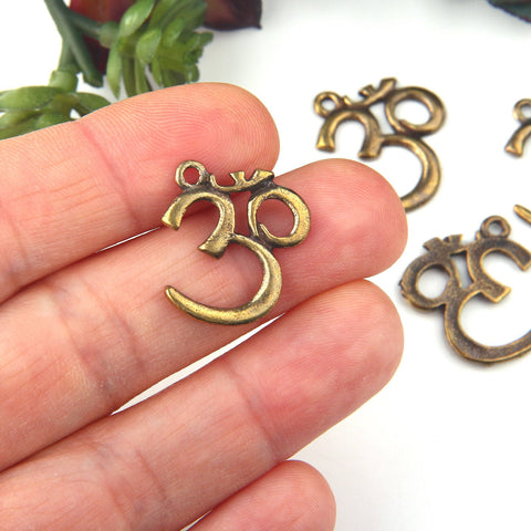 Large Bronze OM, Yoga, Medidation Pendant Charms, OM Charms, 4 pieces // ABCh-041